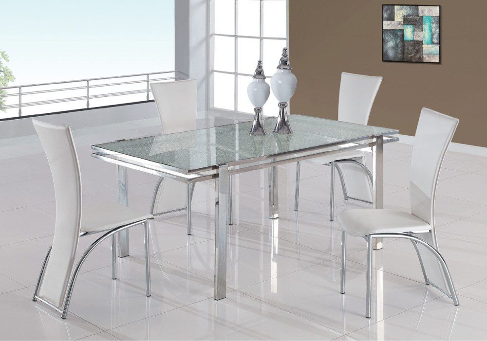 Material aluminium juga banyak digemari oleh kebanyakan konsumen meja makan karena bobotnya yang ringan dan daya tahannya yang cukup baik. Memilih meja makan aluminium untuk ruang makan minimalis adalah pilihan yang bisa Anda coba.