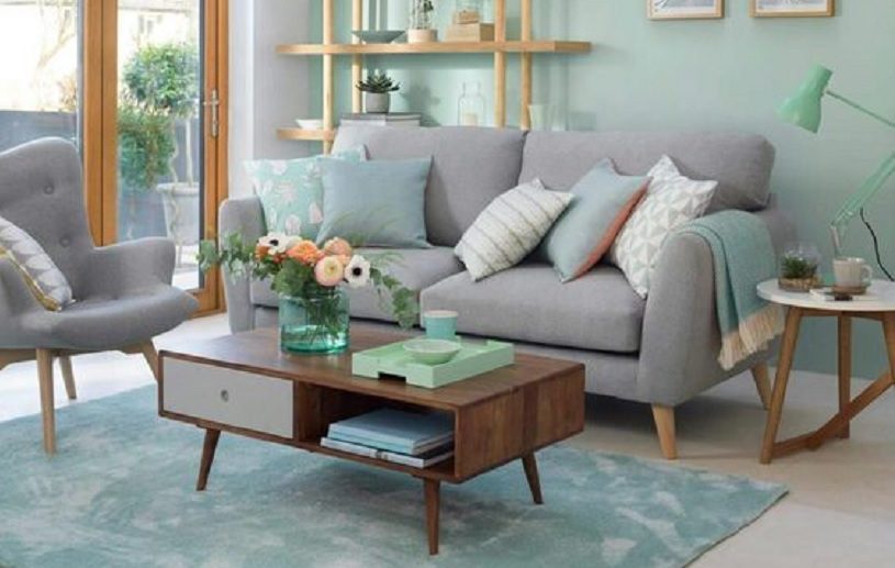 Sofa minimalis ruang tamu, sumber rumah123.com