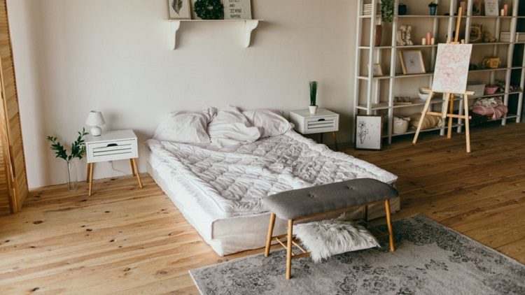 Model kasur spring bed tanpa ranjang, Sumber: rumah.com