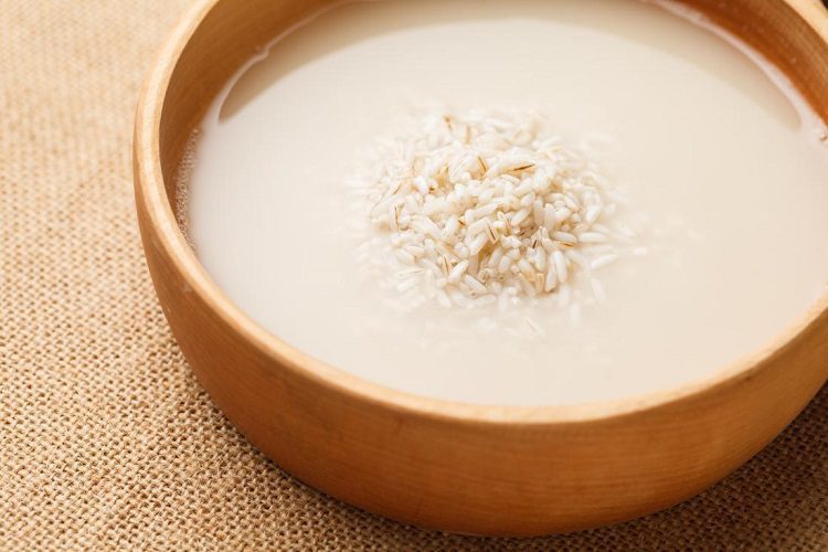 Air bekas cucian beras, Sumber: medicalnewstoday.com